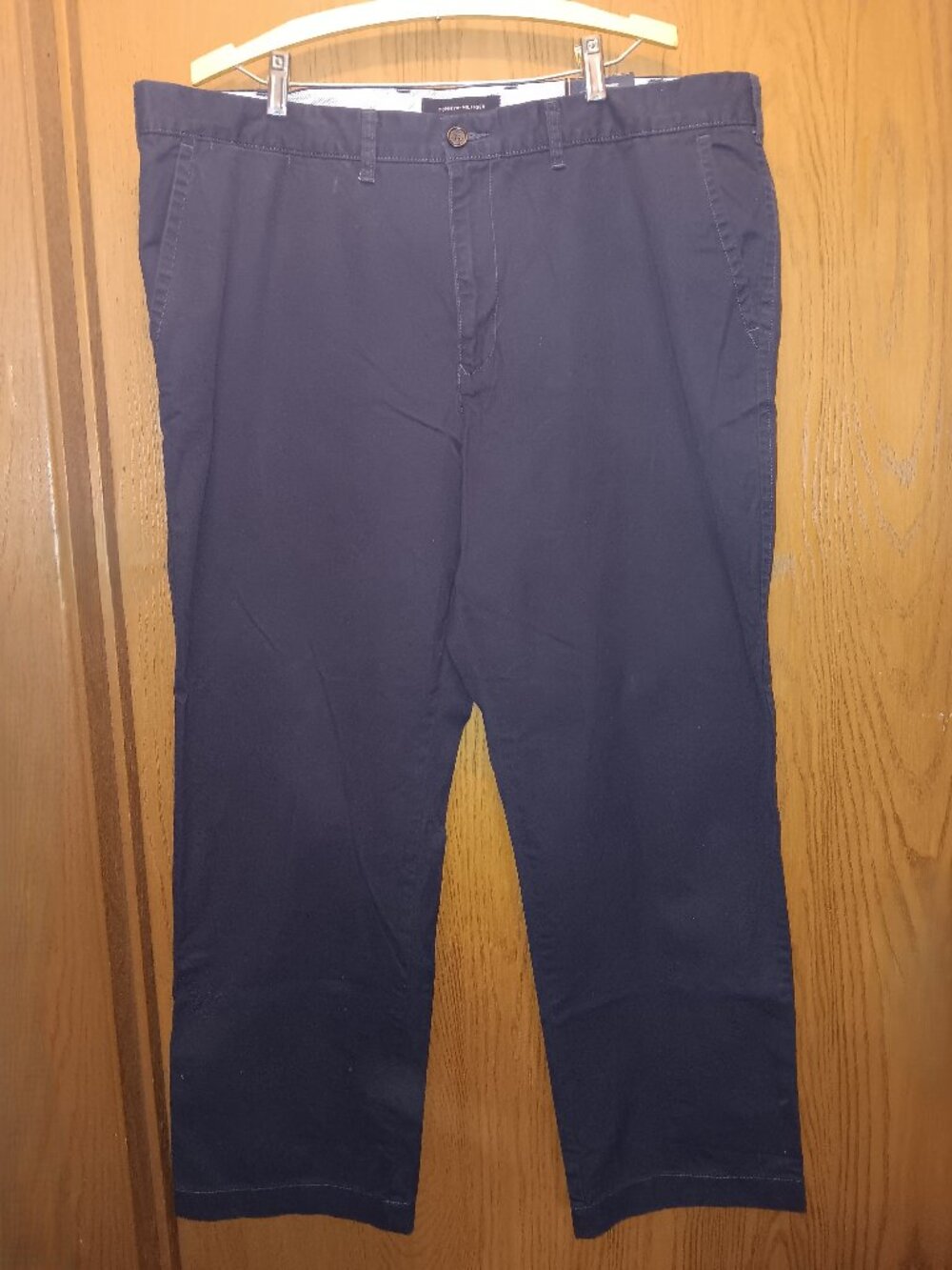 Tommy Hilfiger Men's Classic Fit Navy Chino Pants sz 40 X 30 NWT